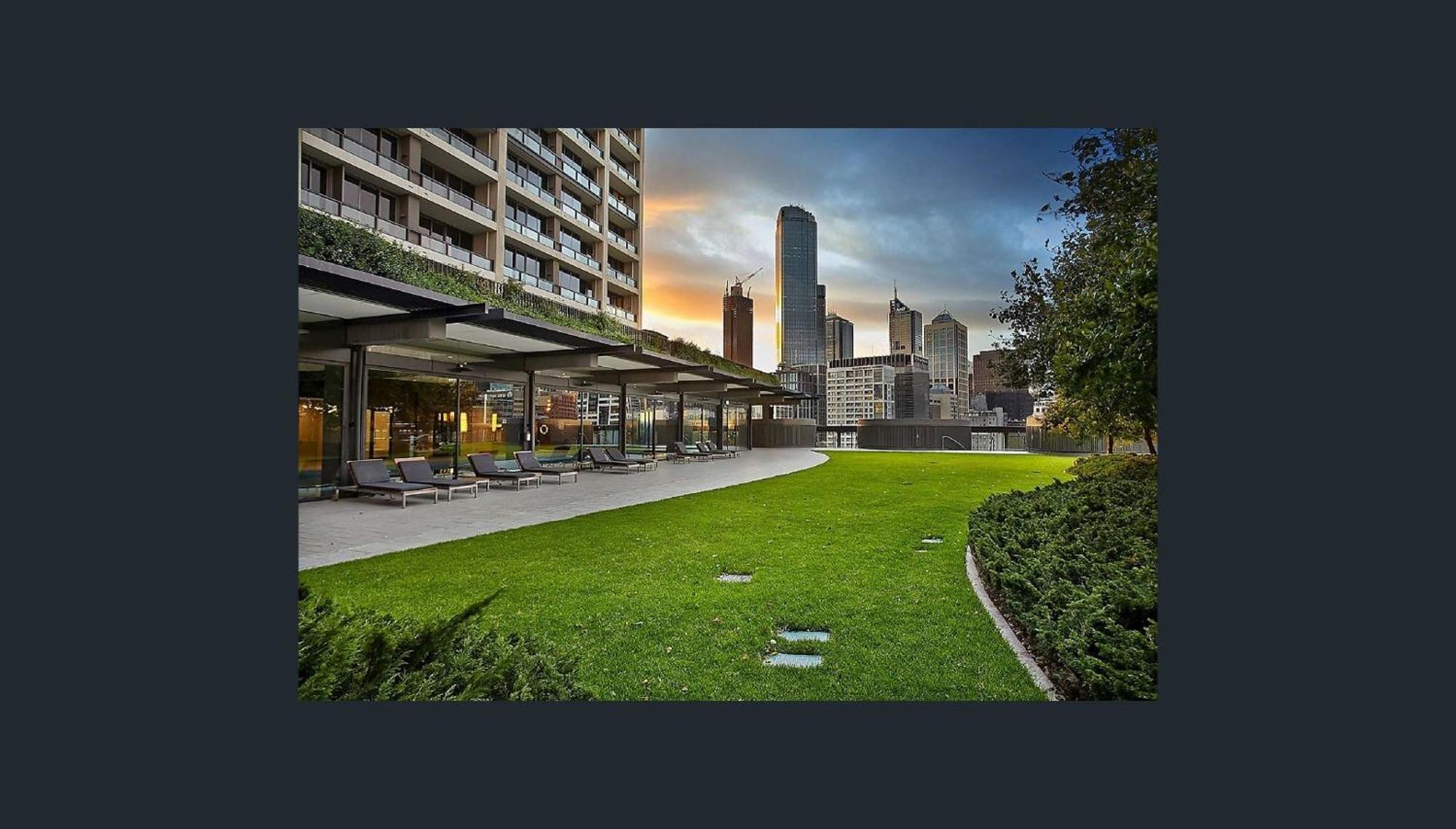 Luxury Designer Suite In Most Prestigious Location In 墨尔本 外观 照片